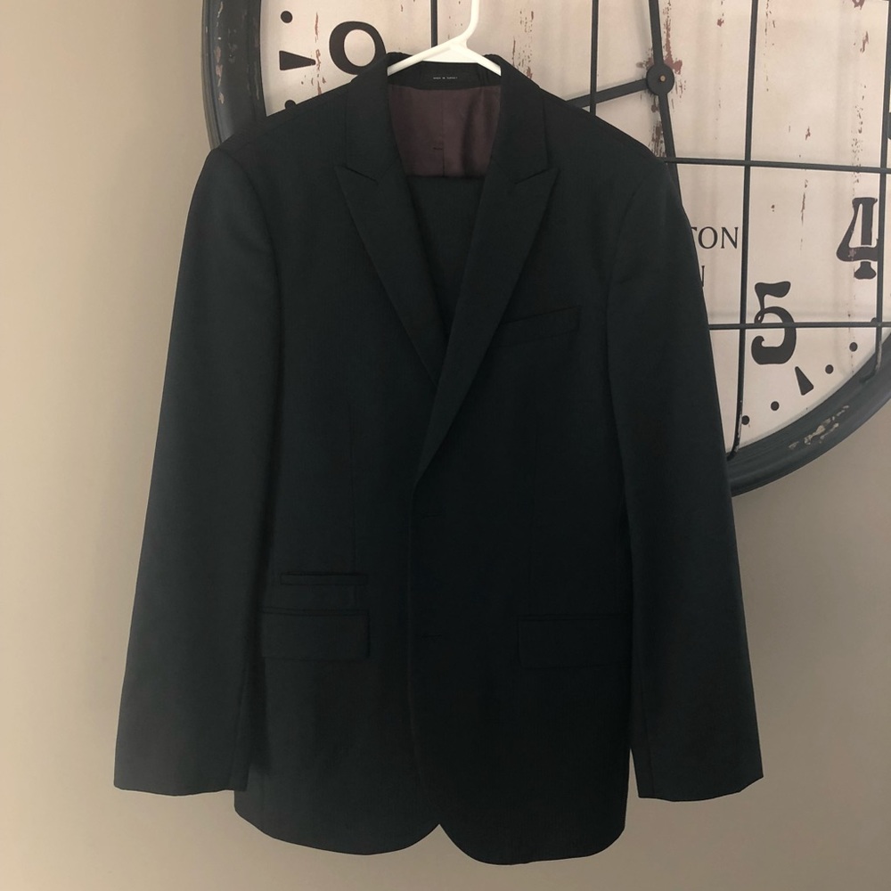 Express Men’s Suit